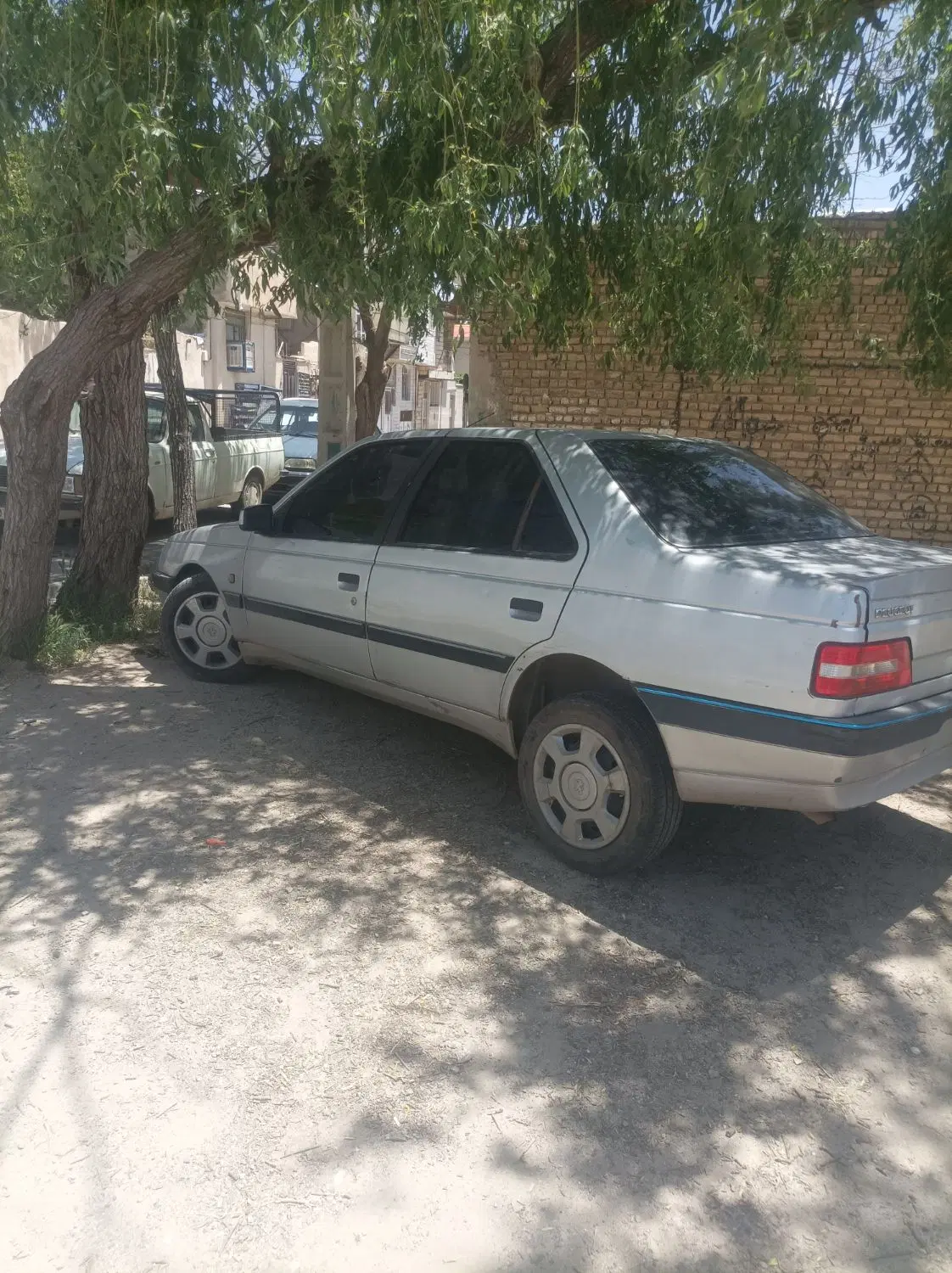 405|خودرو سواری و وانت|الیگودرز, |دیوار