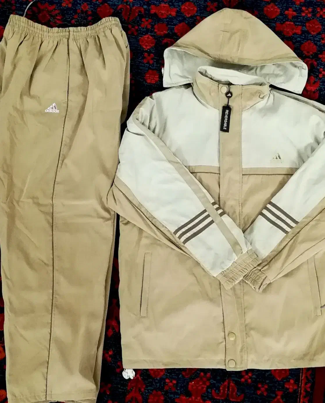 کاپشن|لباس|مشهد, جانباز|دیوار