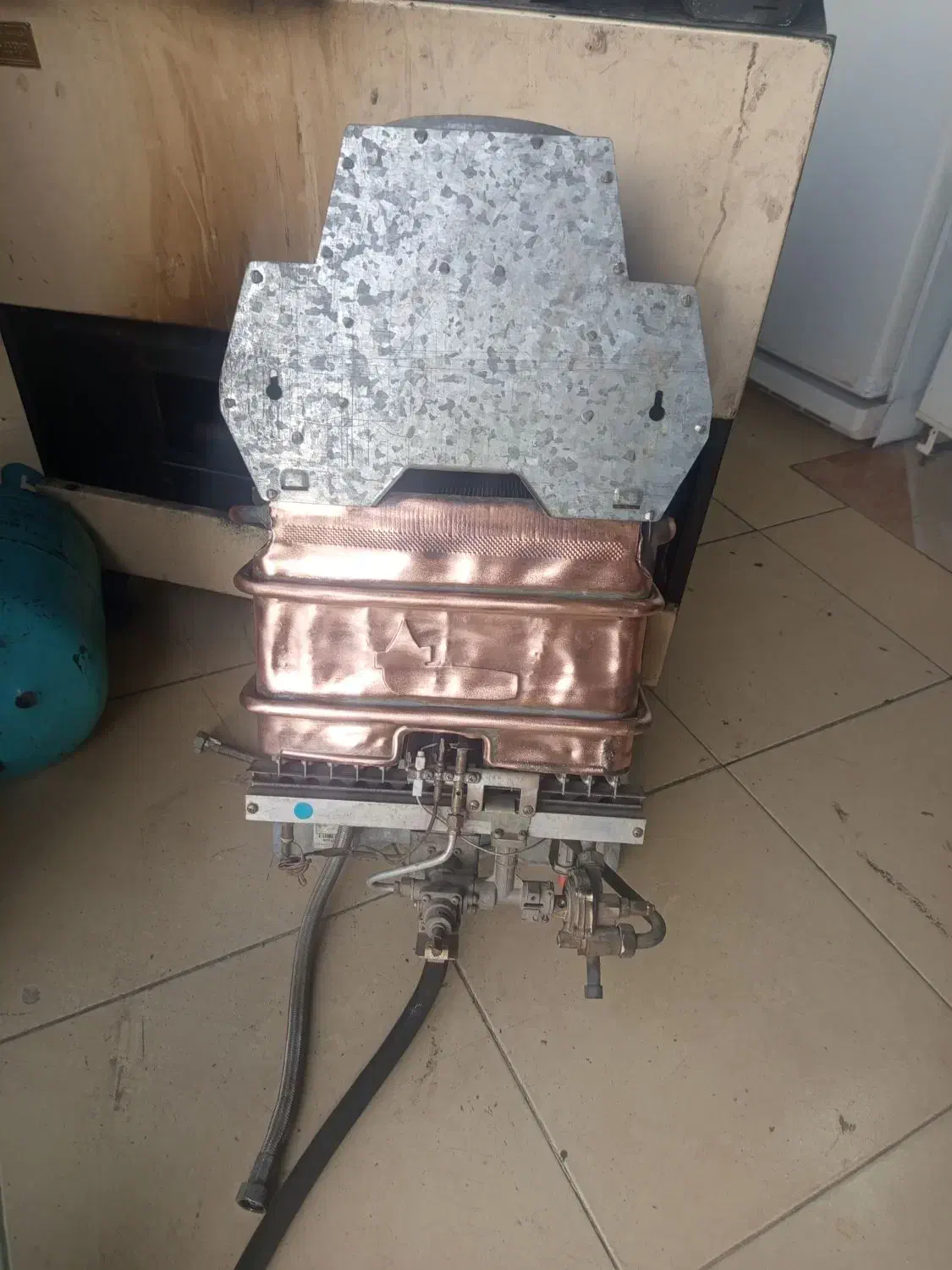 آبگرمکن بوتان|آبگرمکن، پکیج، شوفاژ|ماهدشت, |دیوار