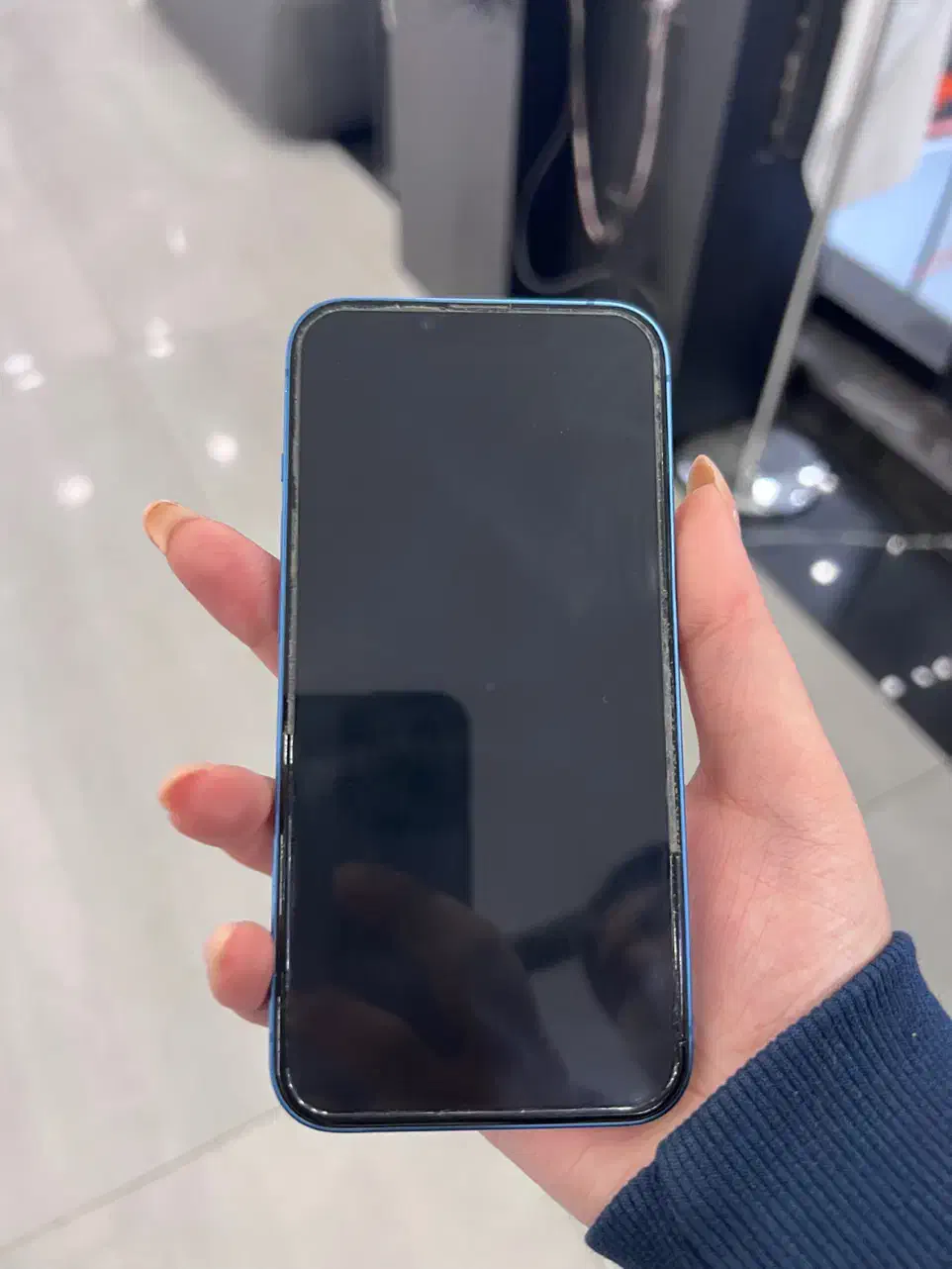 ایفن 13 نرمال ۲۵۶|موبایل|رشت, چله خانه|دیوار