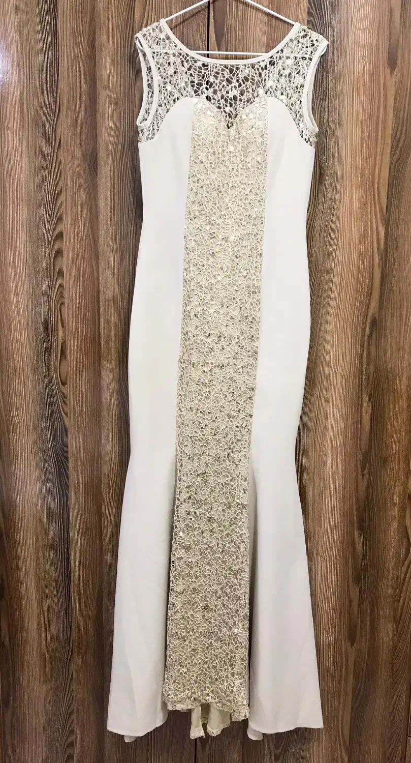 تعدادی لباس، مجلسی، شلوار|لباس|لاهیجان, فیاض|دیوار