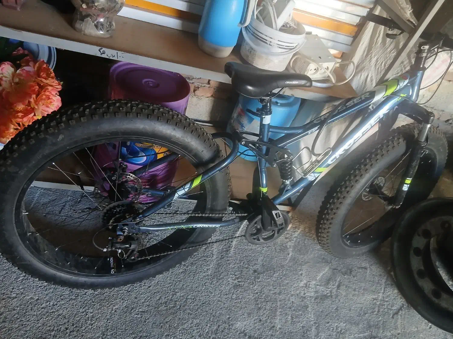 دوچرخ درحد نوع|دوچرخه، اسکیت، اسکوتر|قشلاق دشت, |دیوار