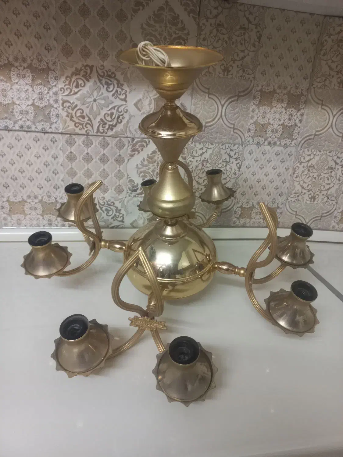 لوستر آبکاری|لوستر و چراغ آویز|قدس, شهر‌قدس|دیوار