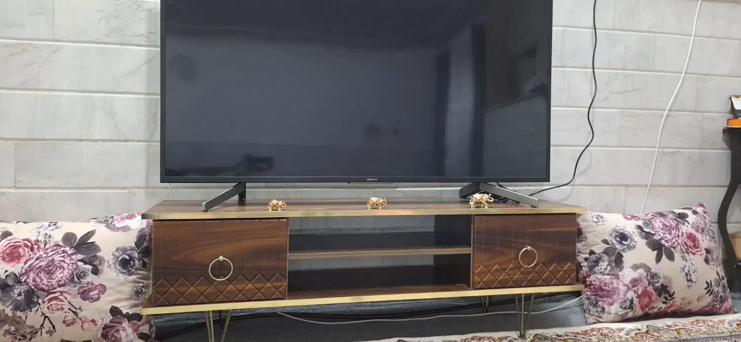 میز تلویزیون در حد نو|میز تلویزیون|قم, انصارالحسین|دیوار