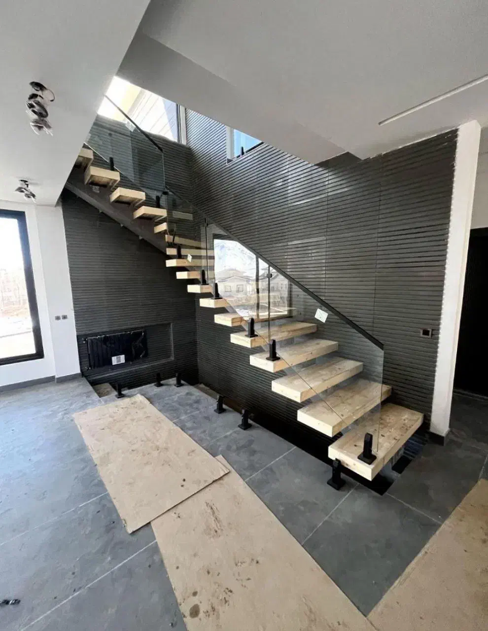 شیشه سیکوریت سوپر کلیر|خدمات پیشه و مهارت|محمودآباد, |دیوار