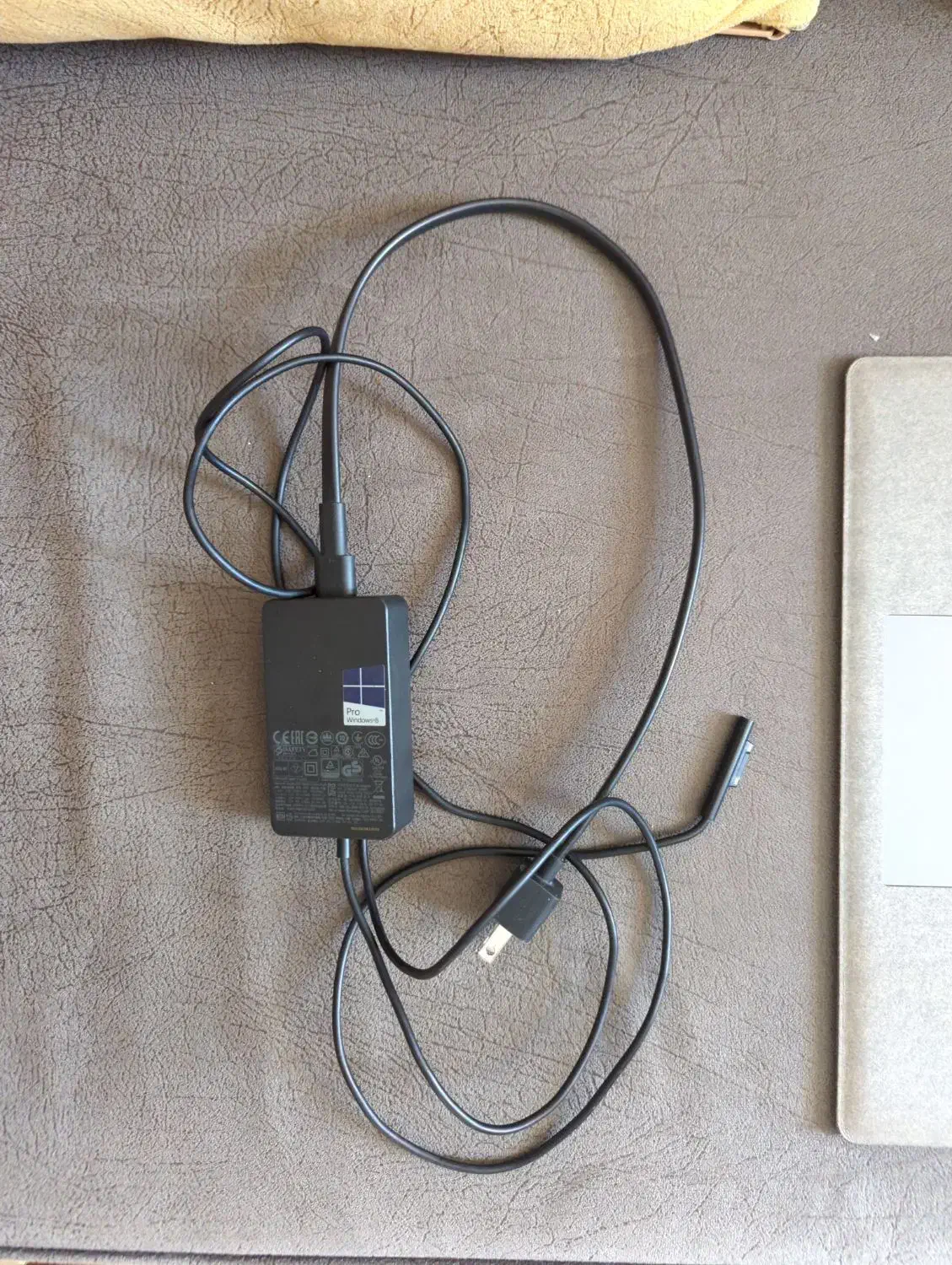 سرفیس لپتاپ ۲ - i5 نسل ۸ - 2K - لمسی|رایانه همراه|بیرجند, |دیوار