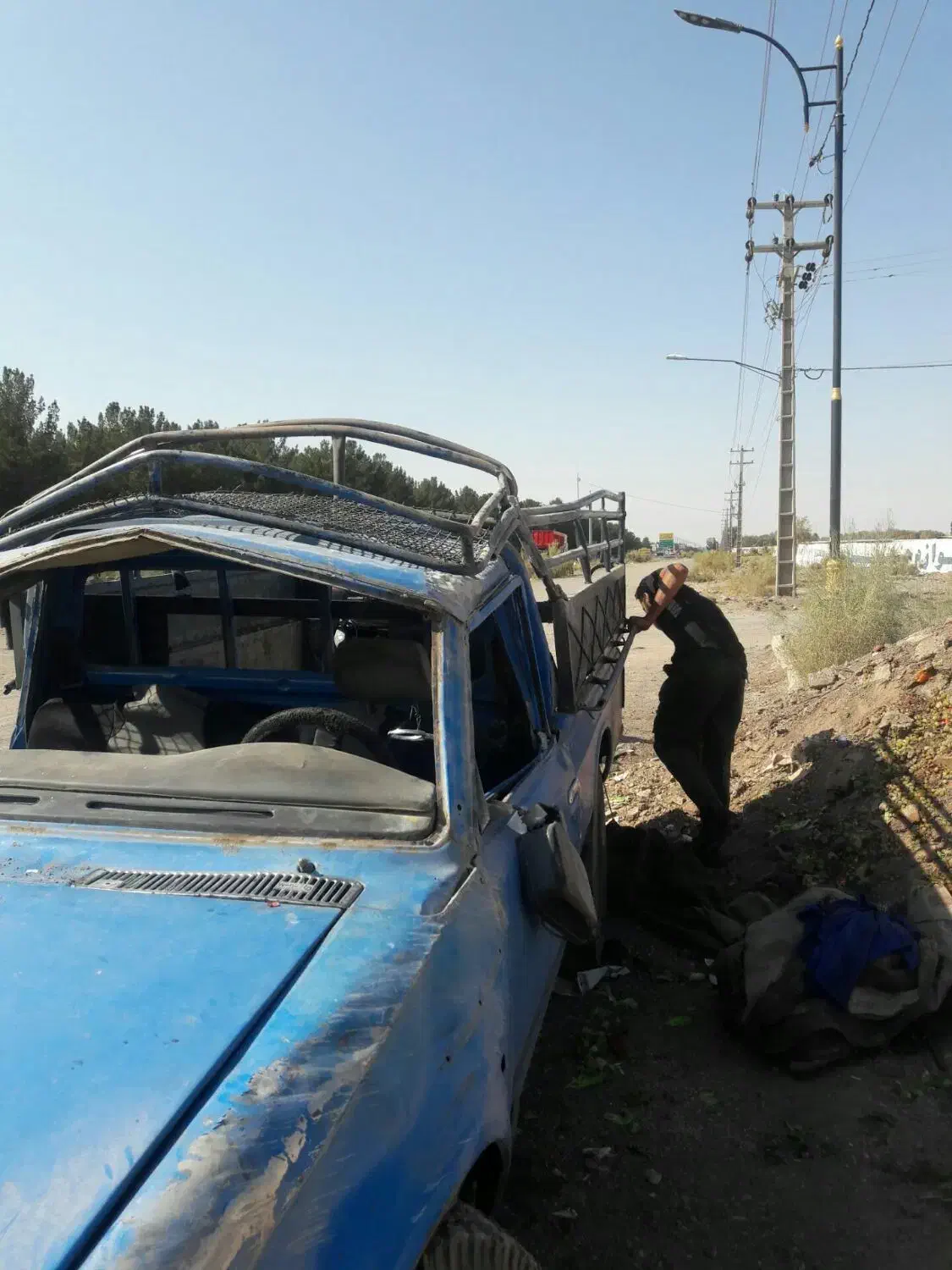 فروش نیسان تصادفی|خودرو سواری و وانت|کرمان, |دیوار