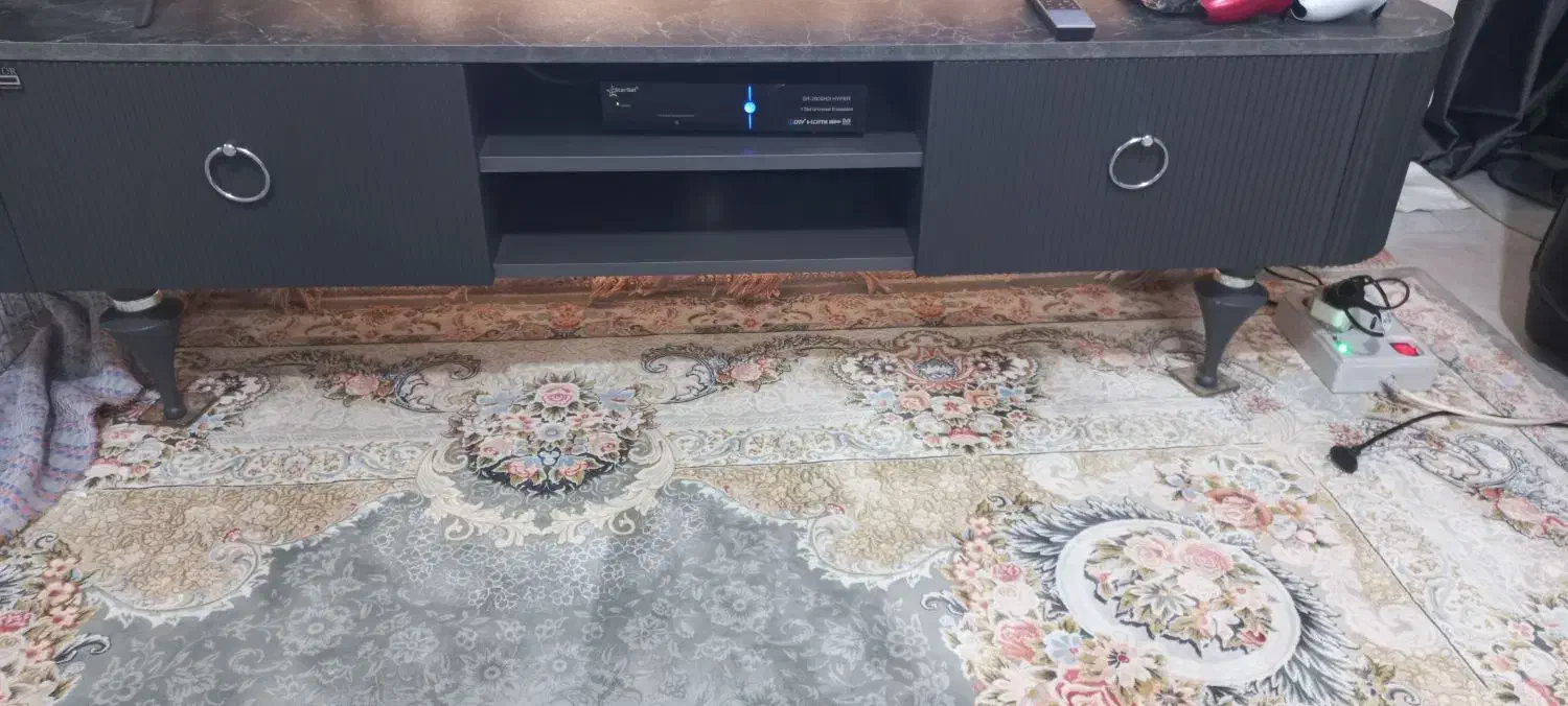 مبل چستر ۸ نفره با عسلی و میز وسط،سالم|مبلمان خانگی و میز عسلی|گنبد کاووس, |دیوار