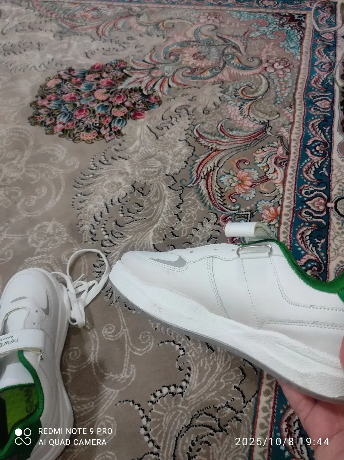 کفش بچگانه|کیف، کفش، کمربند|دورود, |دیوار