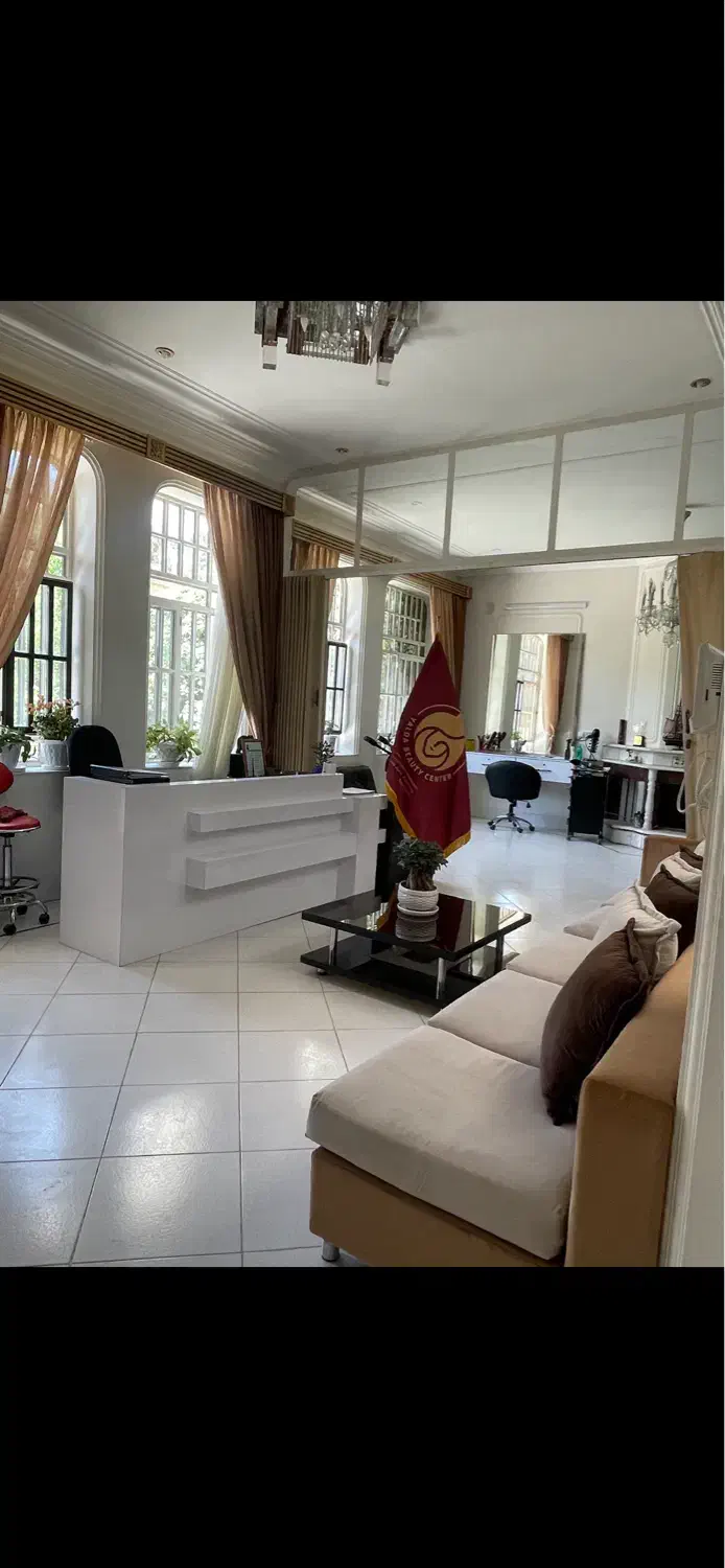 فرصتی بینظیر برای ناخنکاران حرفه ای و با استعداد|استخدام درمانی، زیبایی، بهداشتی|یزد, |دیوار