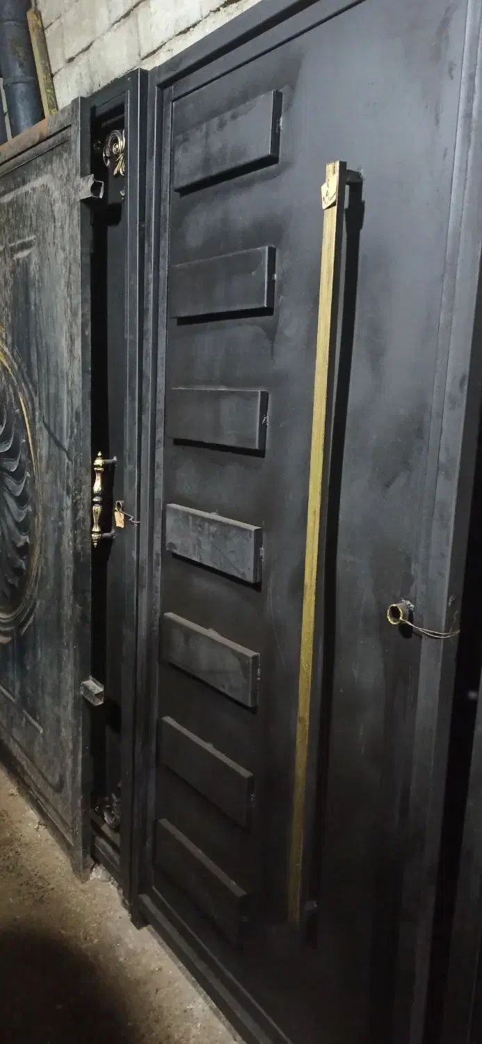 در نفرو صنایع سنگین و سبک|مصالح و تجهیزات ساختمان|رشت, گلباغ نماز|دیوار