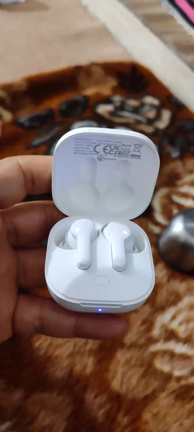 ایرپاد برنده qcy|لوازم جانبی موبایل و تبلت|پارس‌آباد, |دیوار