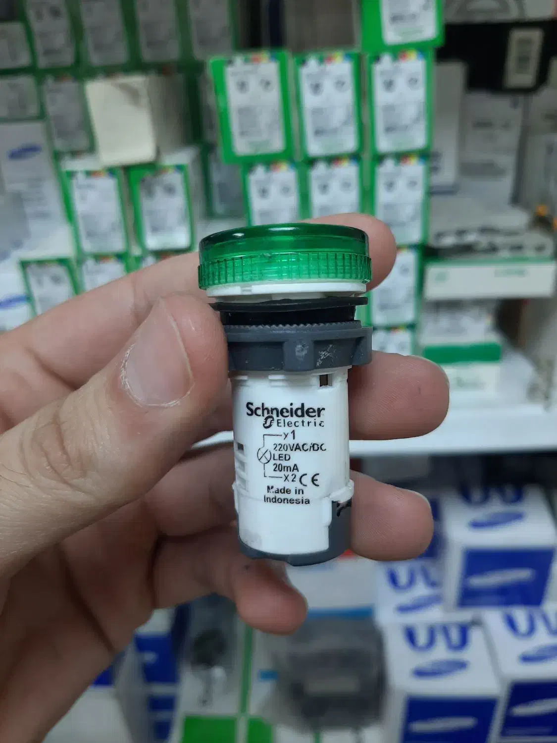 چراغ سیگنال LED کیفیت درجه یک|ماشینآلات صنعتی|تهران, لاله زار|دیوار