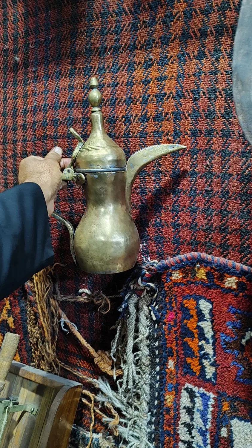 دله مکاوی قدیمی|کلکسیون اشیاء عتیقه|اهواز, کمپلو جنوبی|دیوار