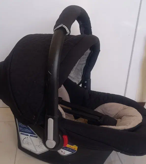 کریر و روروئک|کالسکه و لوازم جانبی|پردیس, فاز ۱۱|دیوار