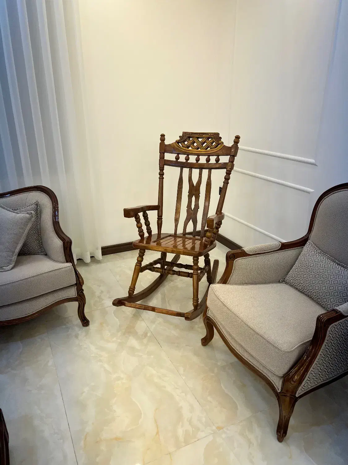 راکی نو استفاده نشده|صندلی و نیمکت|ساری, |دیوار