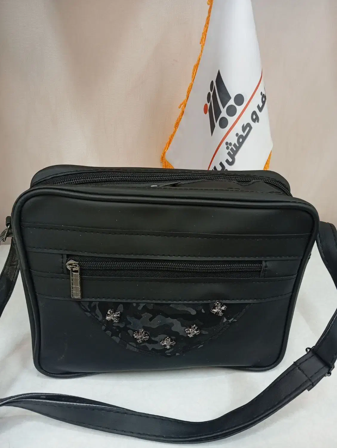 حراج کیف دوشی  زنانه|کیف، کفش، کمربند|تربتحیدریه, کاشانی|دیوار