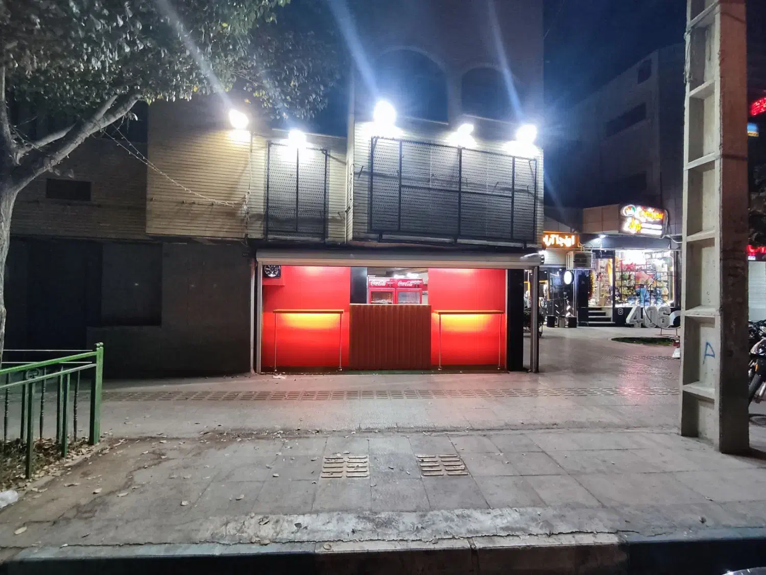 واگذاری کامل مغازه پیتزا فست فود کارنشده|اجارهٔ مغازه و غرفه|اصفهان, طامه|دیوار