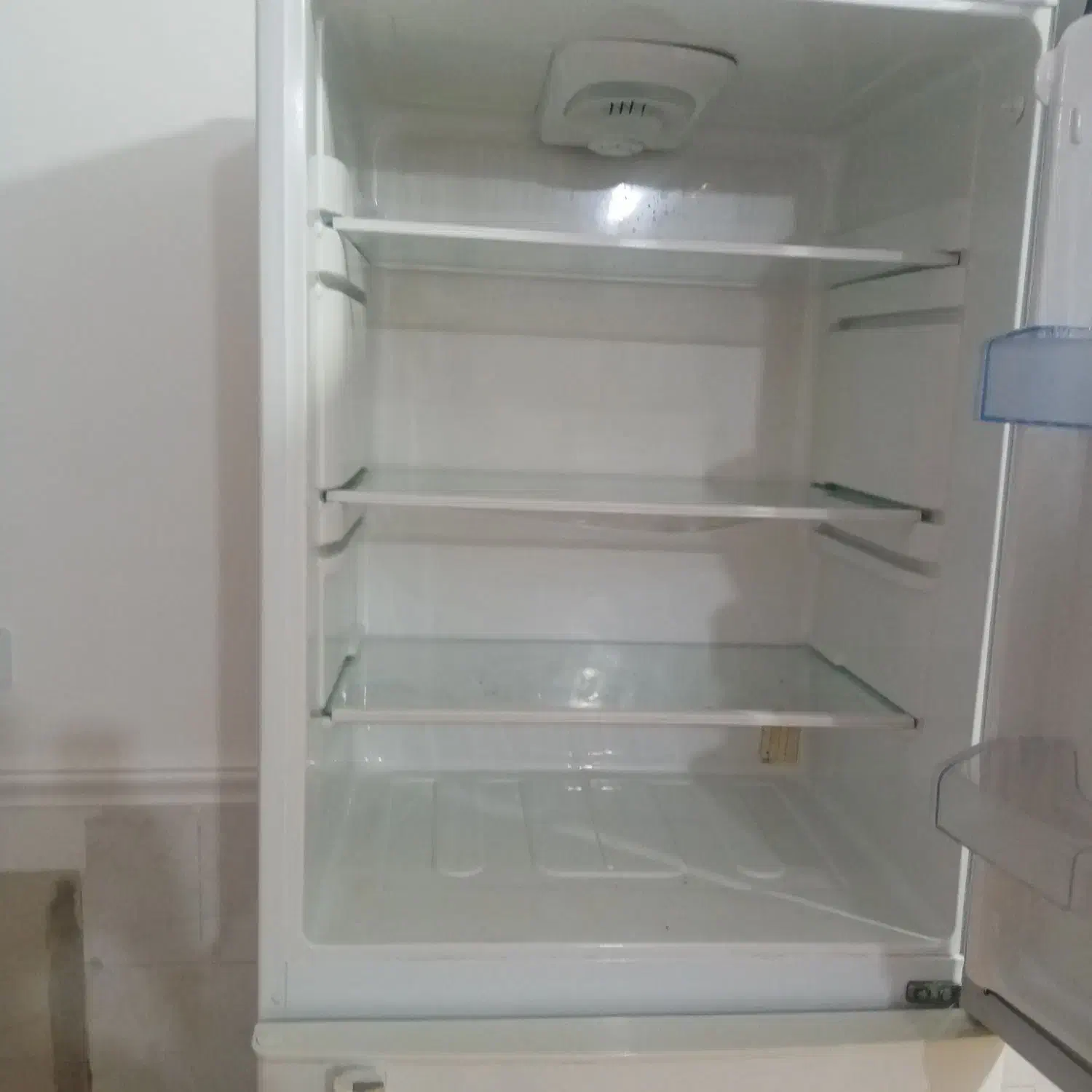 فروش یخچال مارک لوکسر|یخچال و فریزر|مرودشت, فاز دوم شهرک فرهنگیان|دیوار