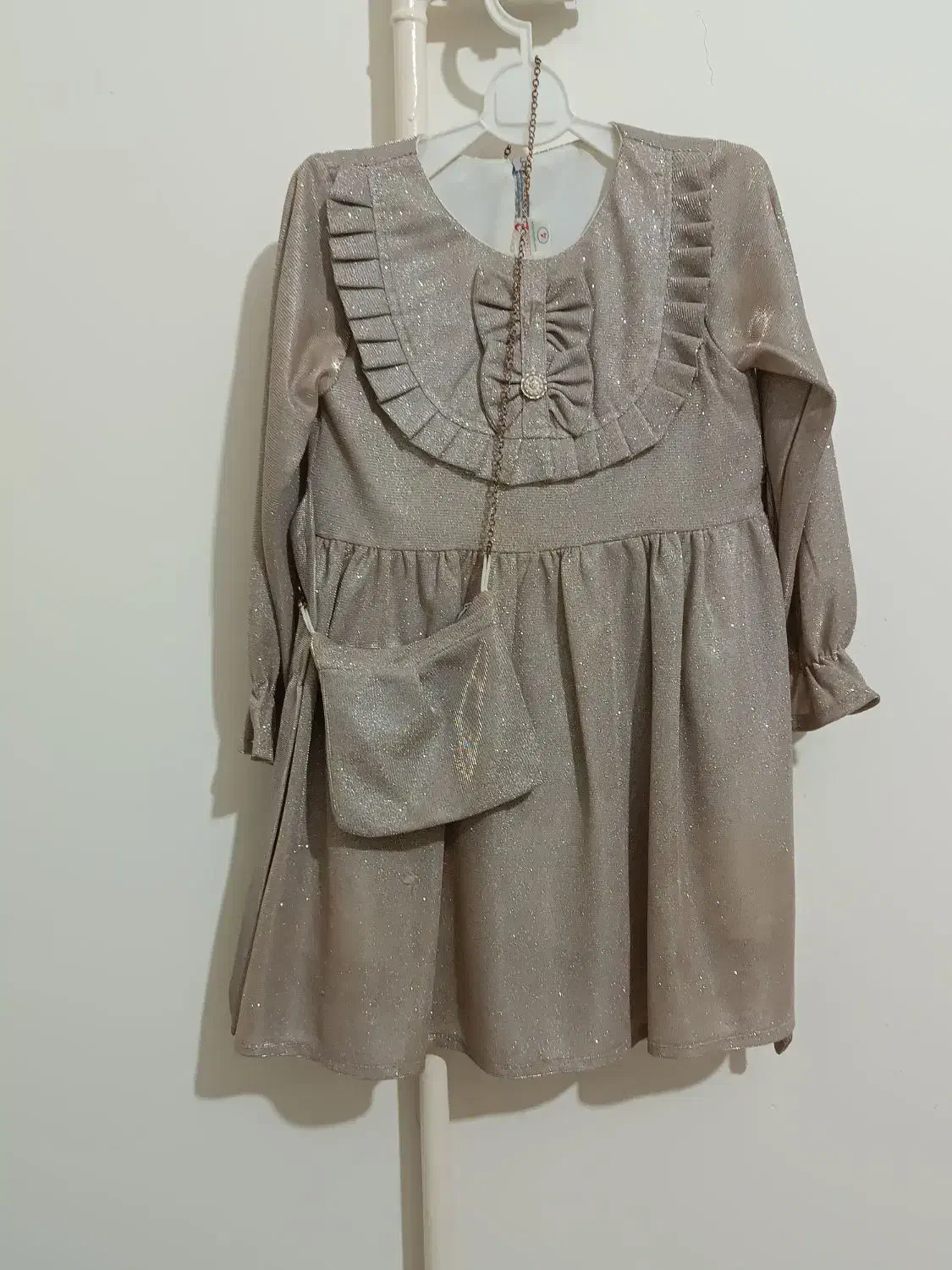 پیراهن لمه اصل در حد نو بچگانه|لباس|سنندج, |دیوار