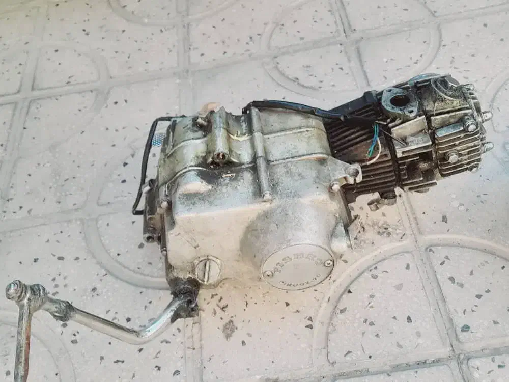 چند عدد وسایل موتور سیکلت و دستگاه بازی|کنسول، بازی ویدئویی و آنلاین|مرودشت, کناره|دیوار