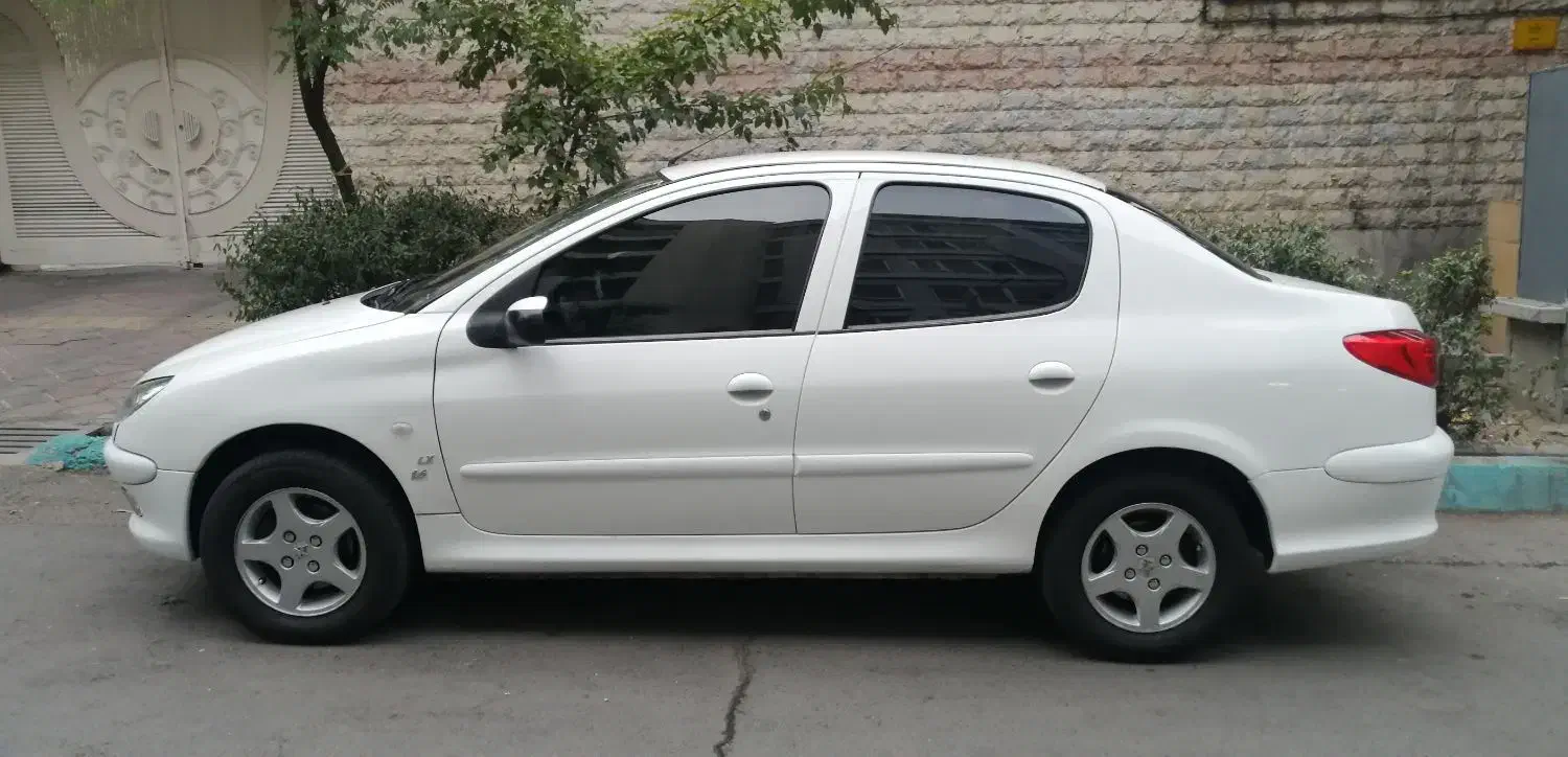 پژو 206 Sdمدل 90 v8|خودرو سواری و وانت|تهران, باغ فیض|دیوار