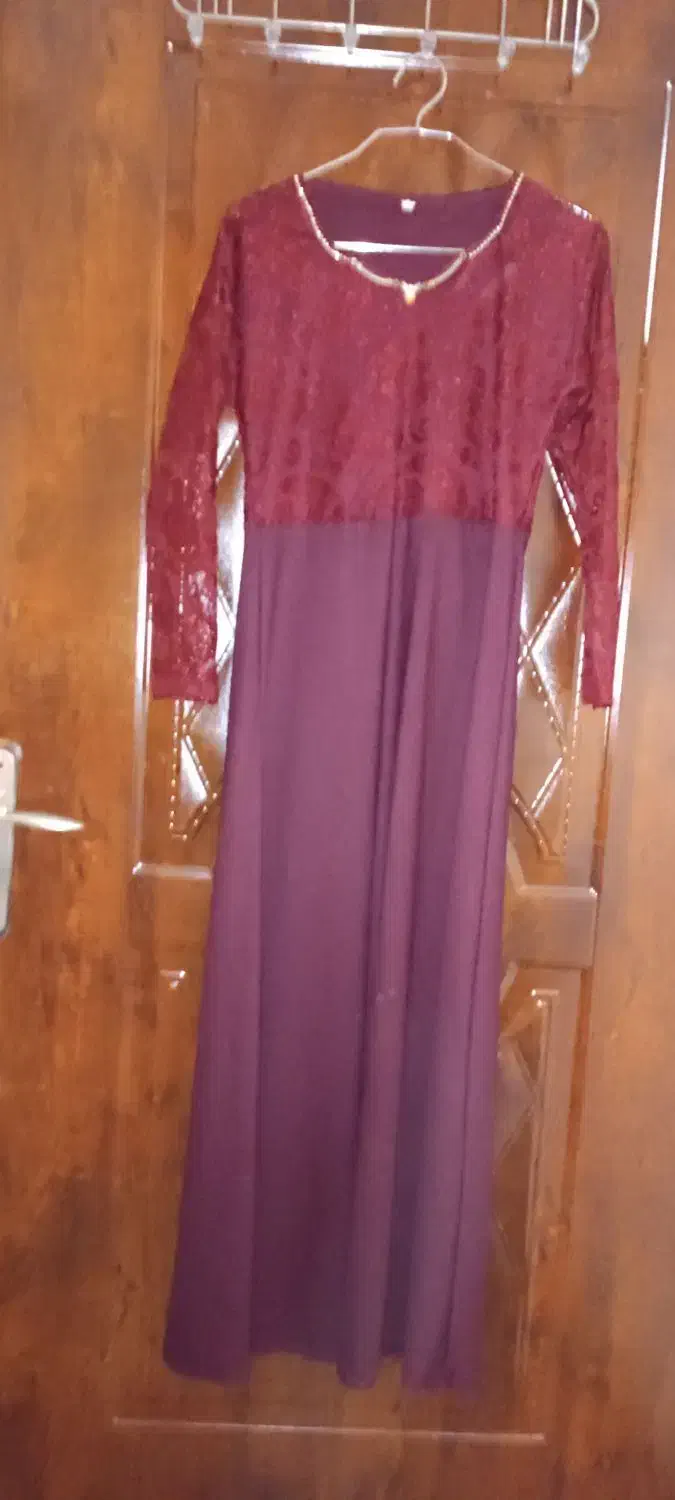 لباس زنانه|لباس|ساری, |دیوار