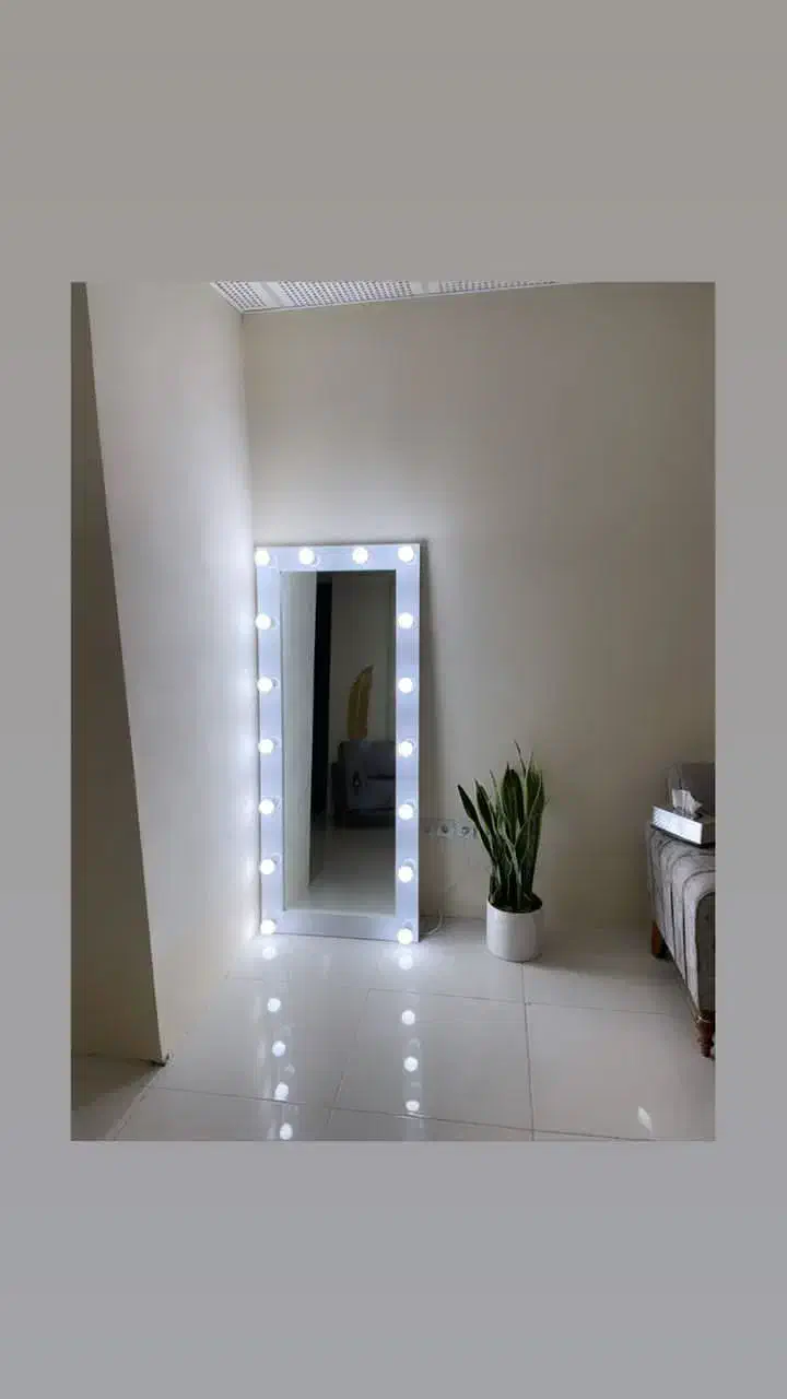 آینه قدی هالیوودی LED با 12 لامپ|آینه|کرمانشاه, |دیوار
