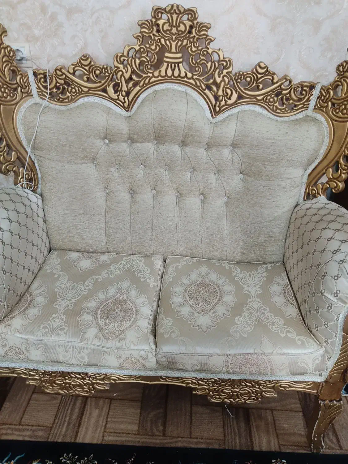 مبل ۷نفره در حد نو تمیز سالم|مبلمان خانگی و میز عسلی|کاشان, ولی سلطان|دیوار