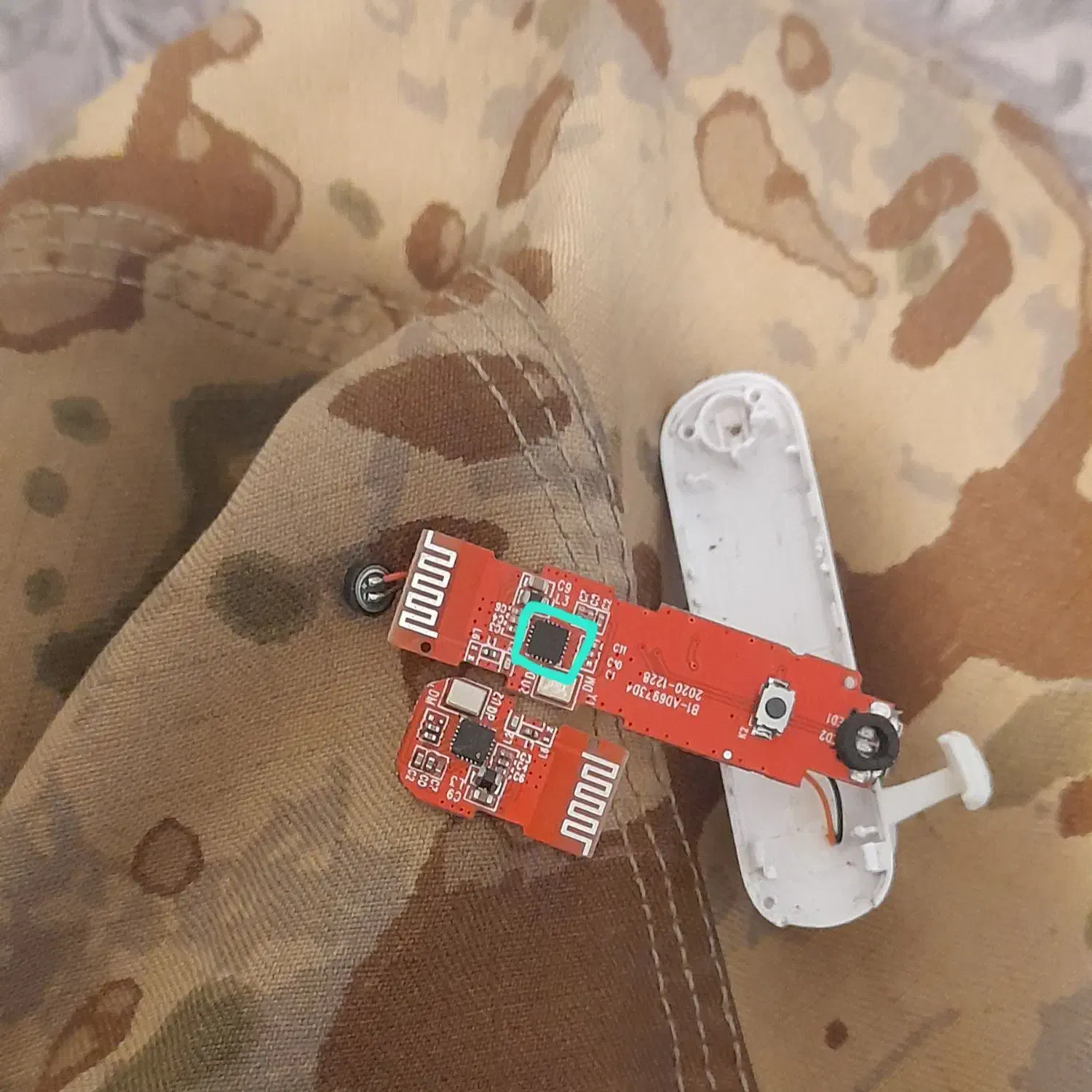 هندزفری نیاز به تعمیرکار|لوازم جانبی موبایل و تبلت|ارومیه, |دیوار