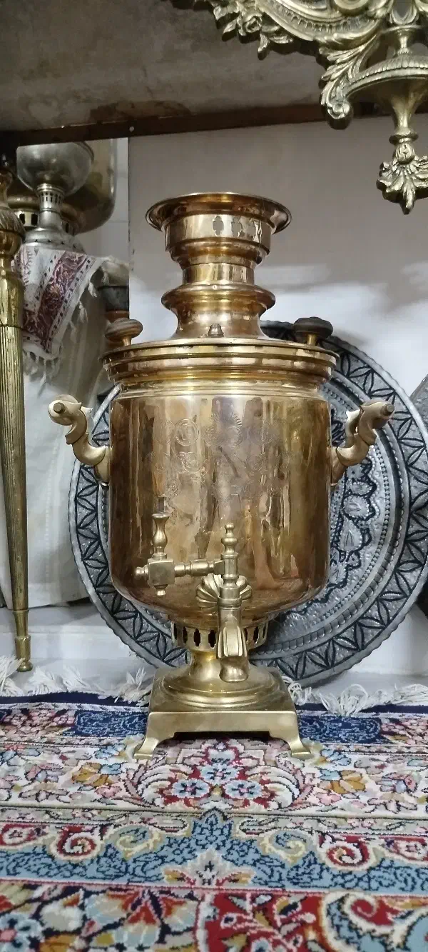 سماور روسی|کلکسیون اشیاء عتیقه|مشهد, ابوذر|دیوار