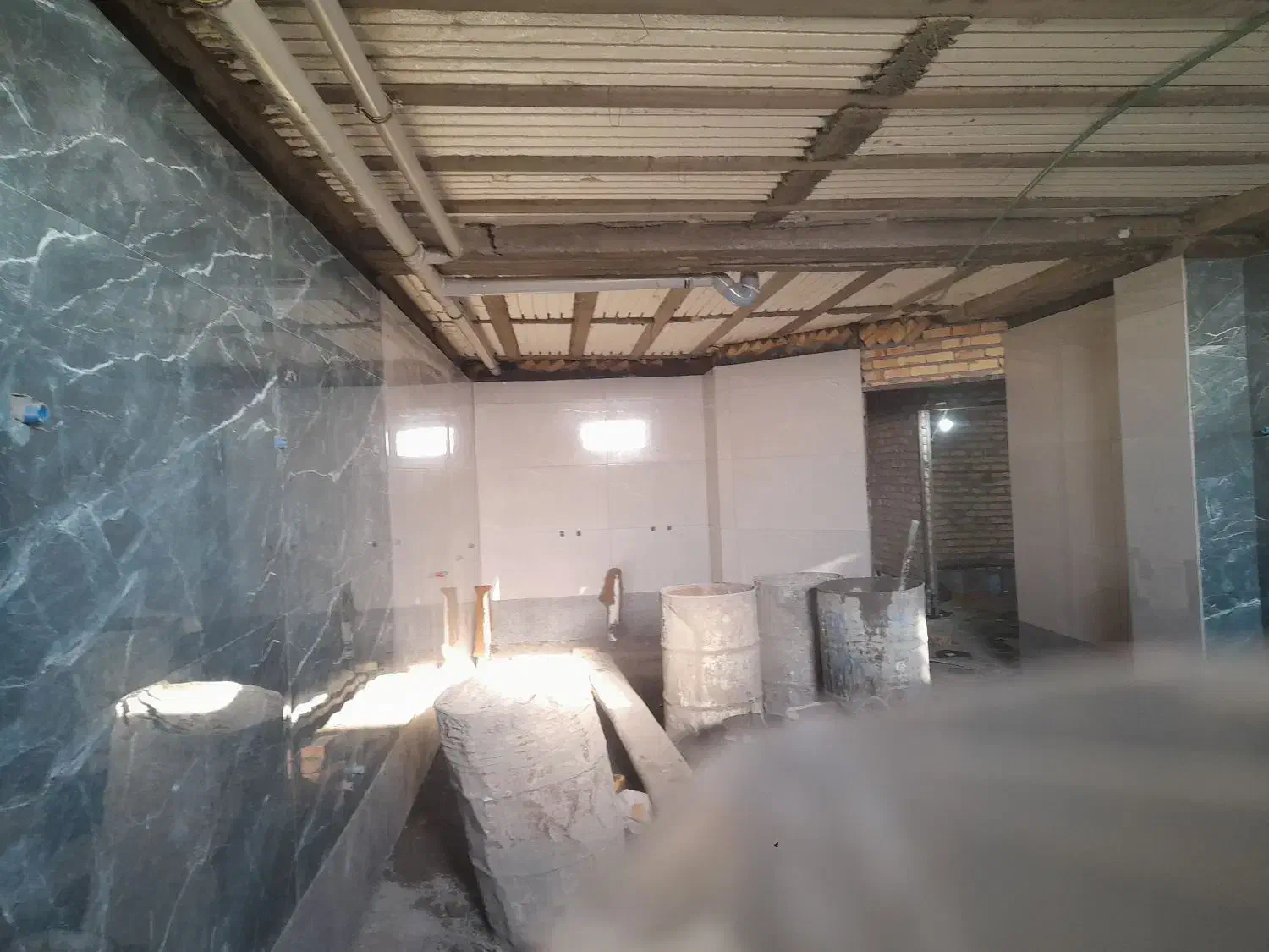 انجام خدمات ساختمانی کاشی سنگ نما|خدمات پیشه و مهارت|میانه, |دیوار