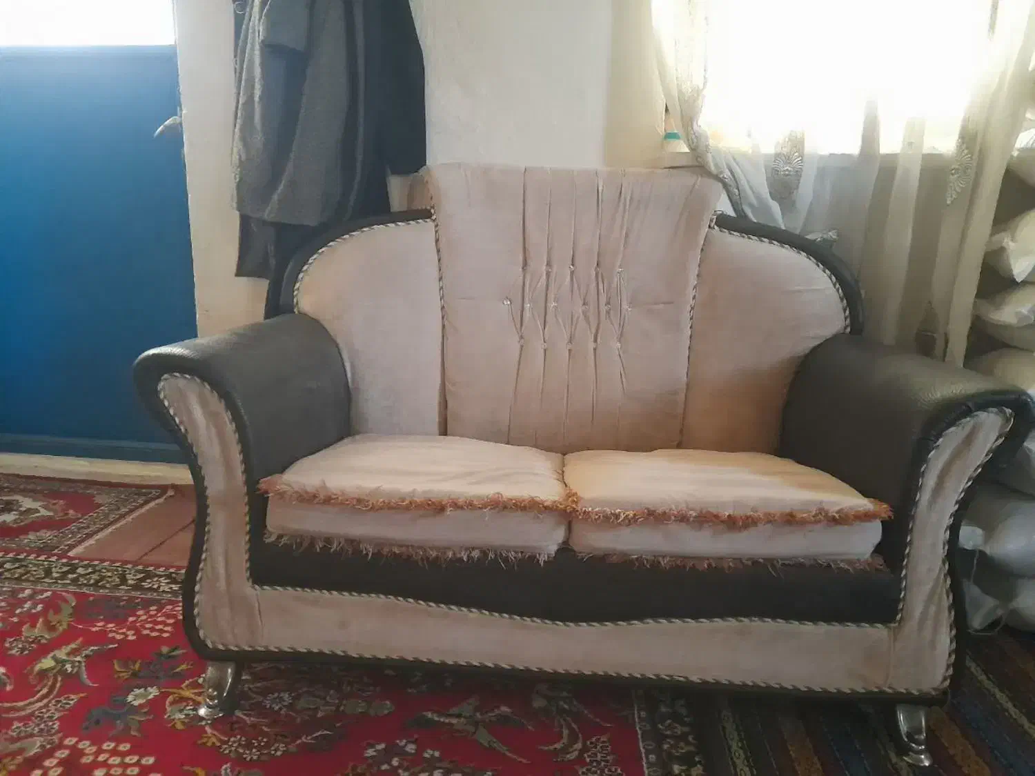 مبل هفت نفره|مبلمان خانگی و میز عسلی|ماکلوان, |دیوار