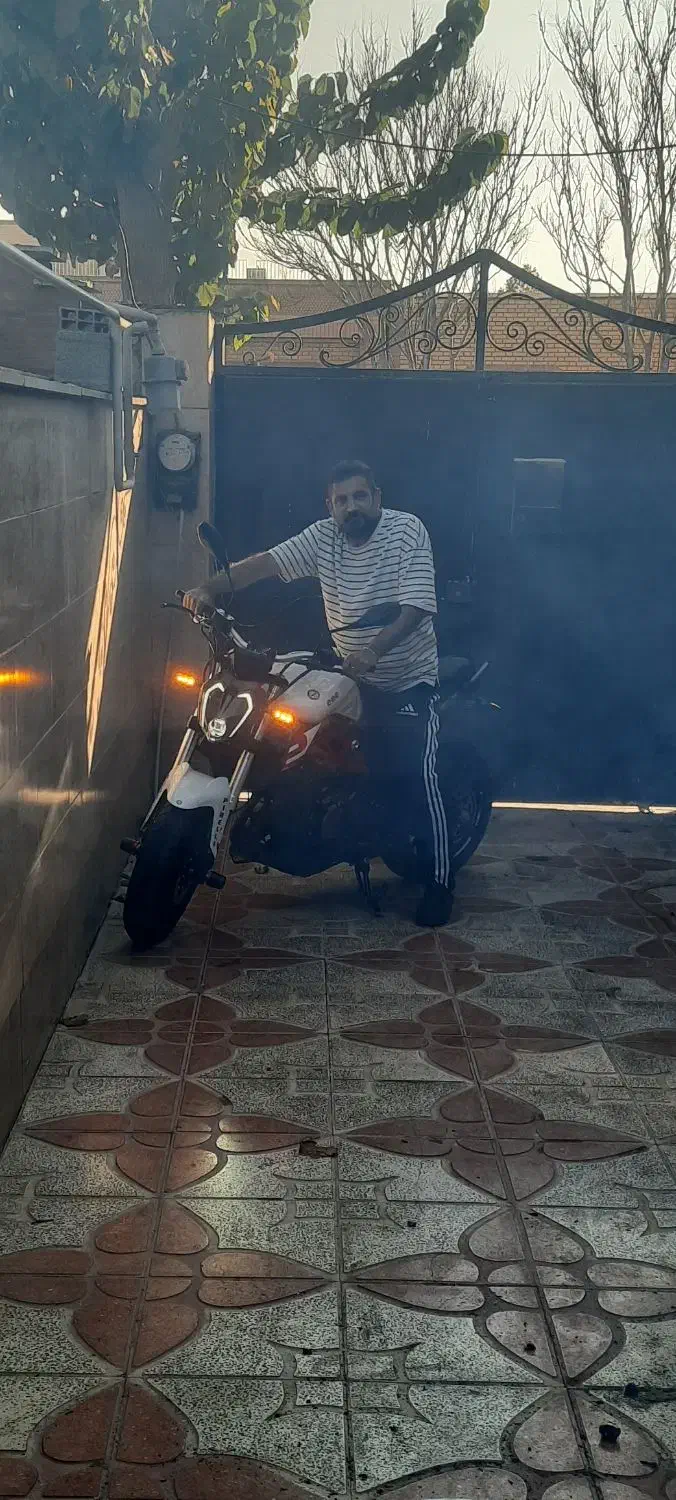 بنلی۳۰۰|موتورسیکلت|چهارباغ, |دیوار