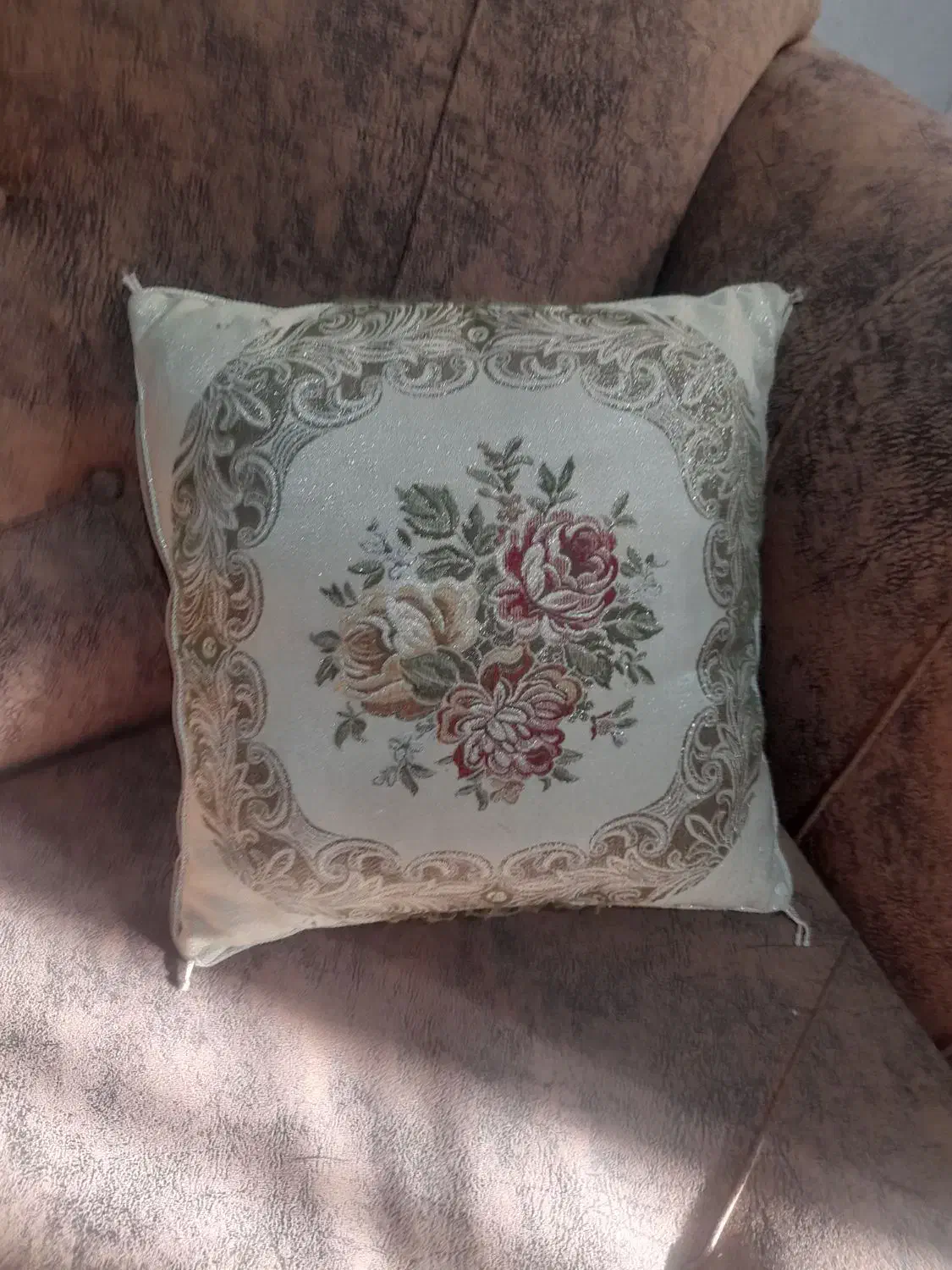 پشتی سالم|پشتی|کاشان, رسالت|دیوار