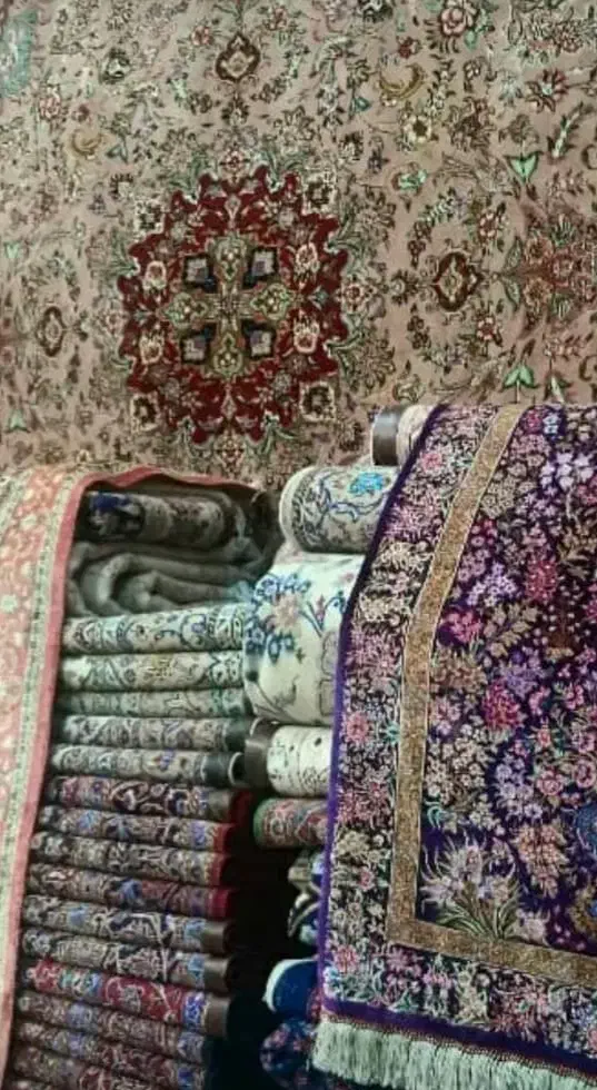 گالری‌سعادت‌آباد‌شهرکغرب خریدارقالی‌وفروش‌‌دستباف|فرش|تهران, سعادت‌آباد|دیوار