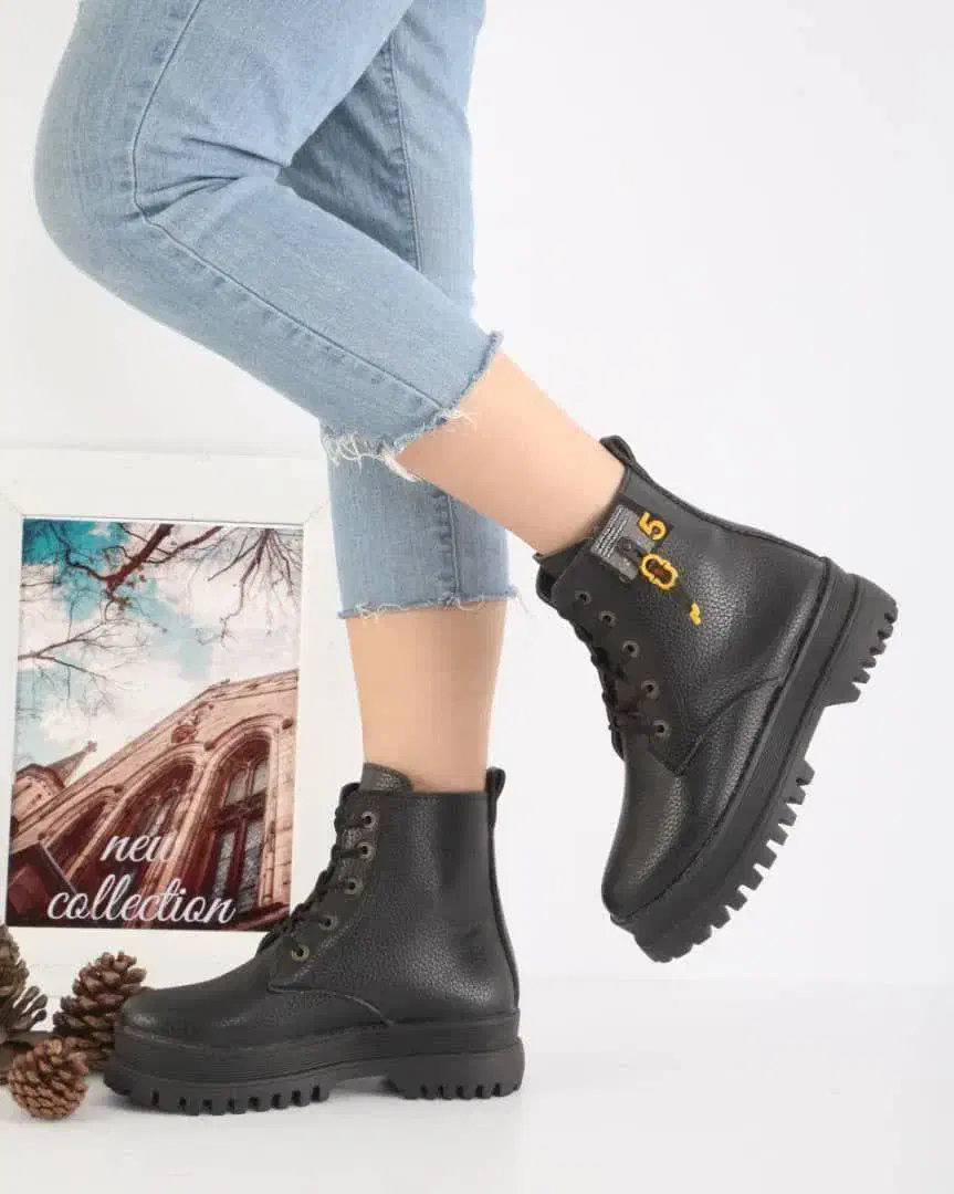 نیم بوت مردانه زنانه|کیف، کفش، کمربند|یزد, |دیوار