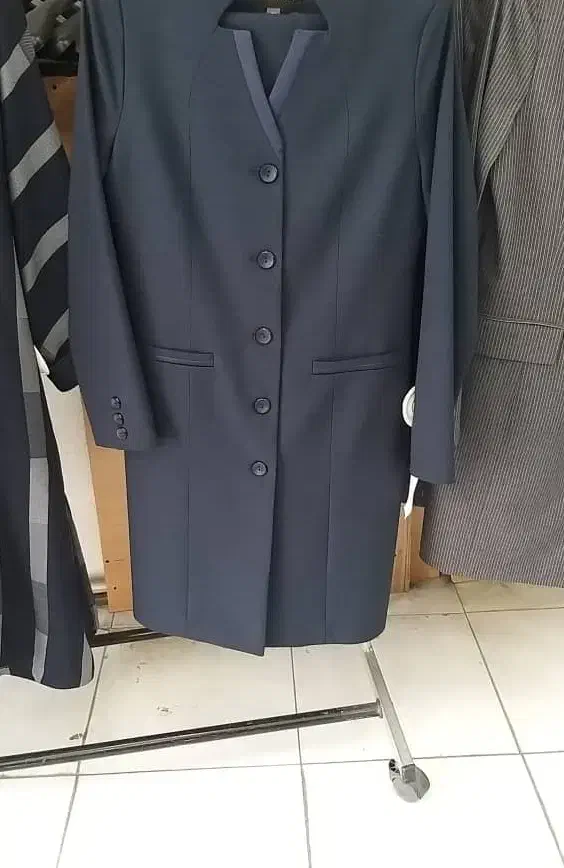 وردست چرخکار و وردست اتو کار|استخدام صنعتی، فنی، مهندسی|بروجرد, |دیوار