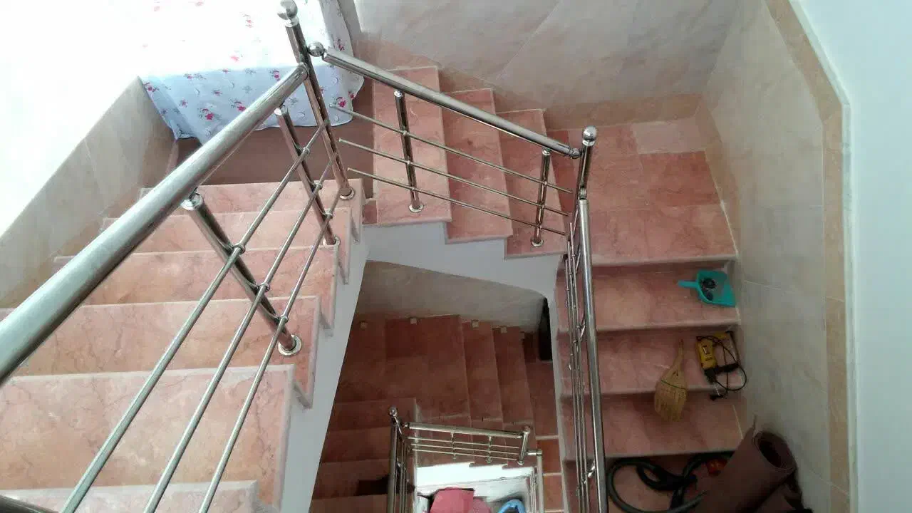 نصب و اجرای انواع نرده استیل|مصالح و تجهیزات ساختمان|نطنز, |دیوار