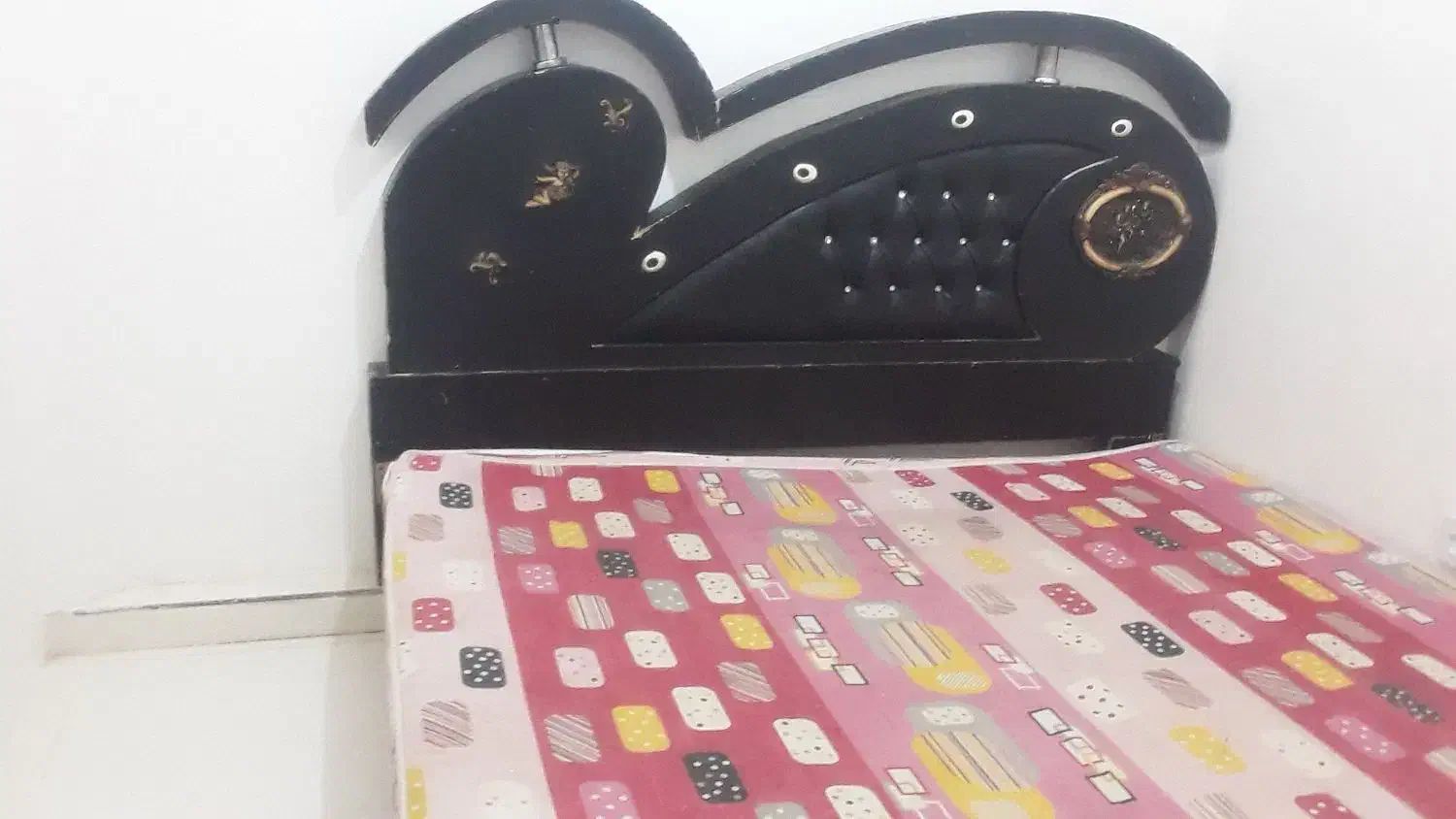 تخت خواب وخوش خواب|تخت و سرویس خواب|مشهد, رده|دیوار