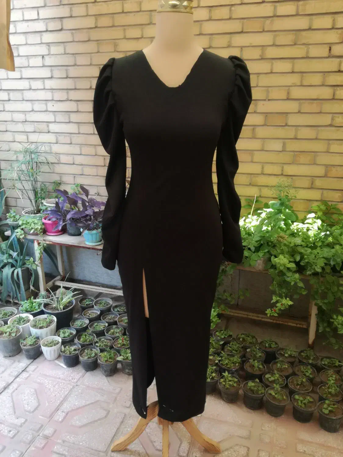 خیاطی|لباس|شیراز, شاه قلی بیگی|دیوار