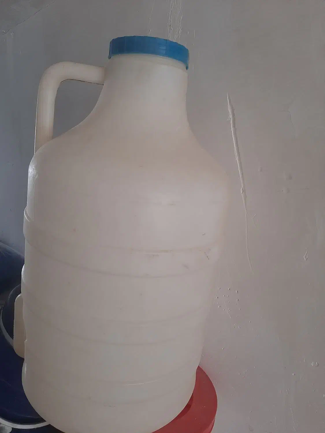 دبه بزرگ وکوچک|ظروف نگهدارنده، پلاستیکی، یکبارمصرف|نهاوند, |دیوار