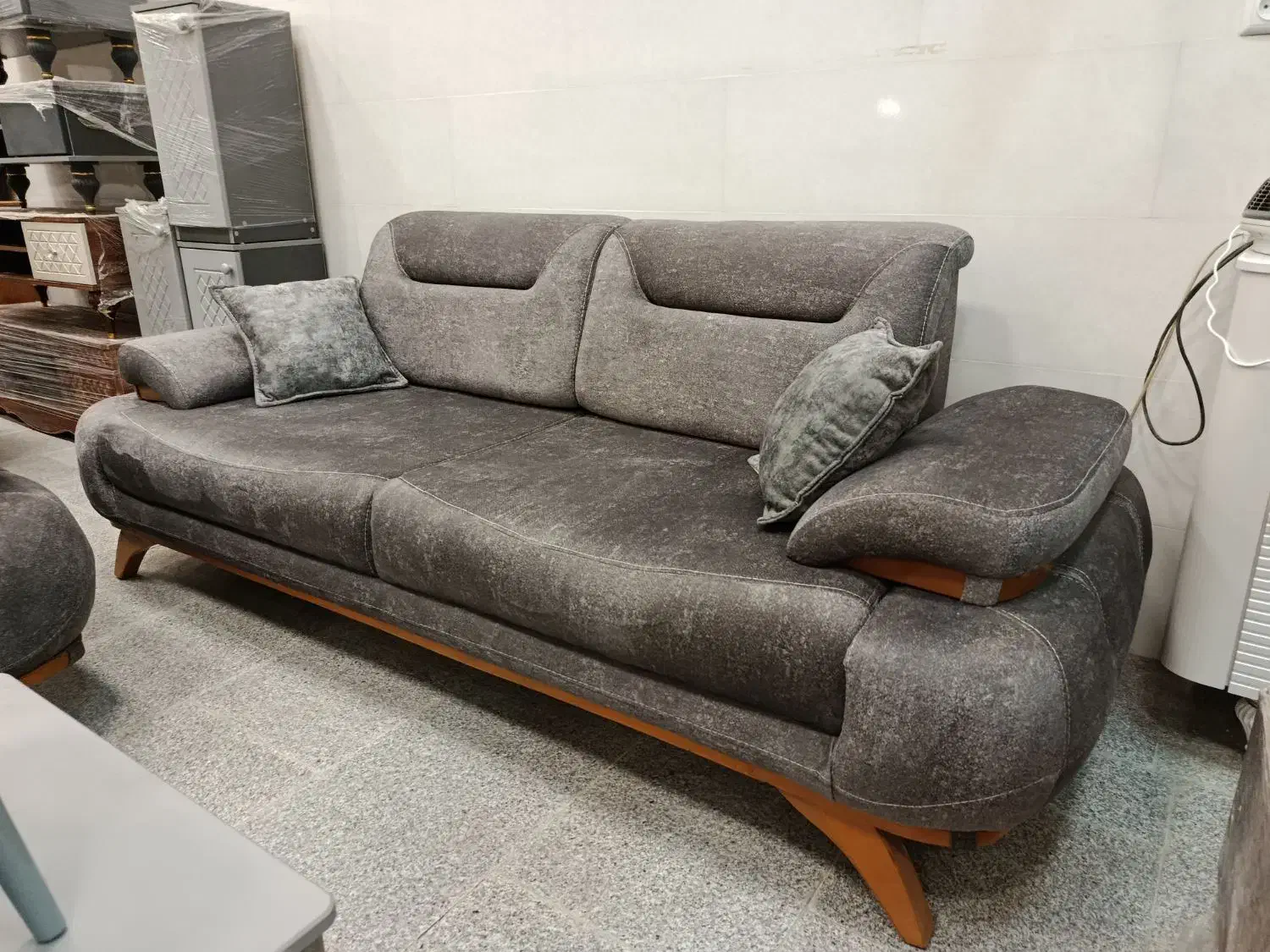 اقساط بلند مدت بدون کارمزد|مبلمان خانگی و میز عسلی|اردکان, |دیوار