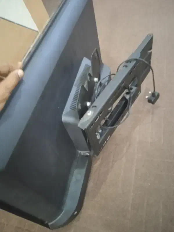 تی وی ۳۲اینج پاناسونیک|تلویزیون و پروژکتور|هندیجان, |دیوار