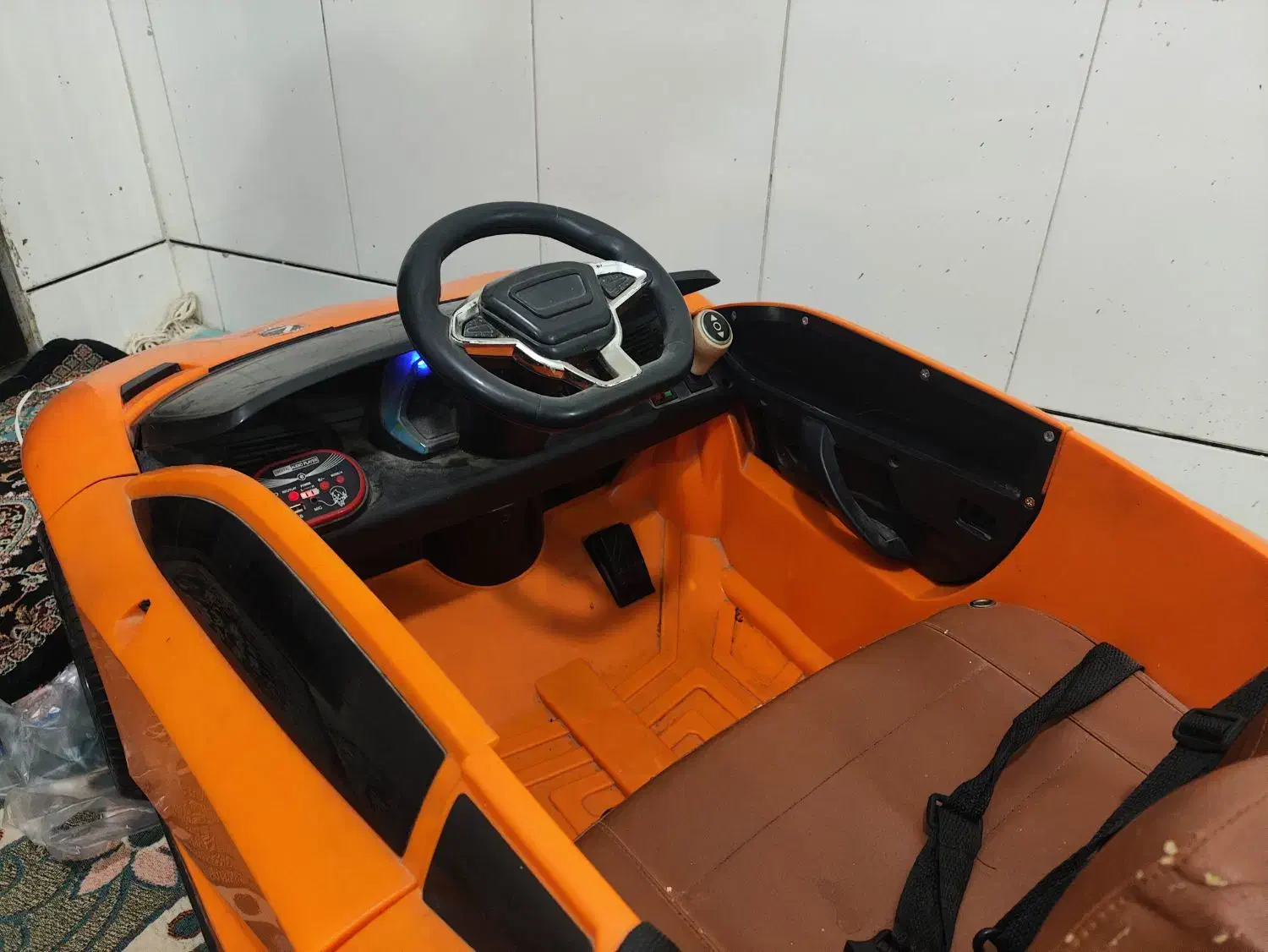 ماشین شارژی لامبورگینی|اسباببازی بچه|قم, شهر قائم|دیوار