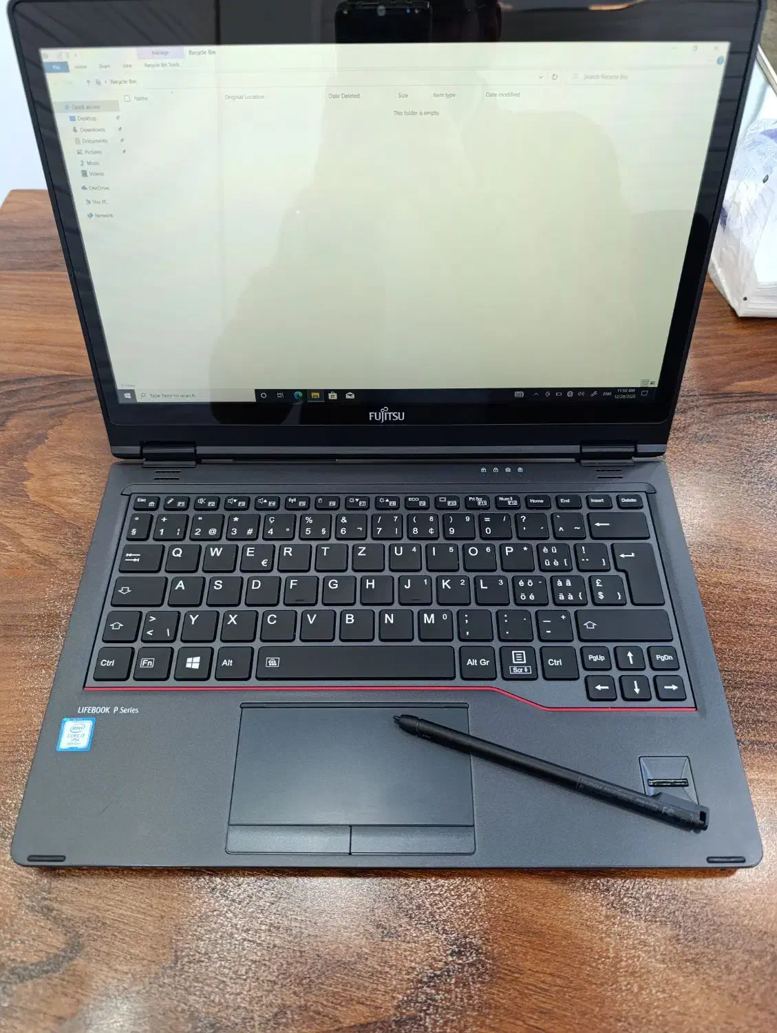 لپ تاپ فوجیتسو i7 لمسی چرخشی قلم دار مشابه نو|رایانه همراه|کاشان, میدانگاه آقا|دیوار