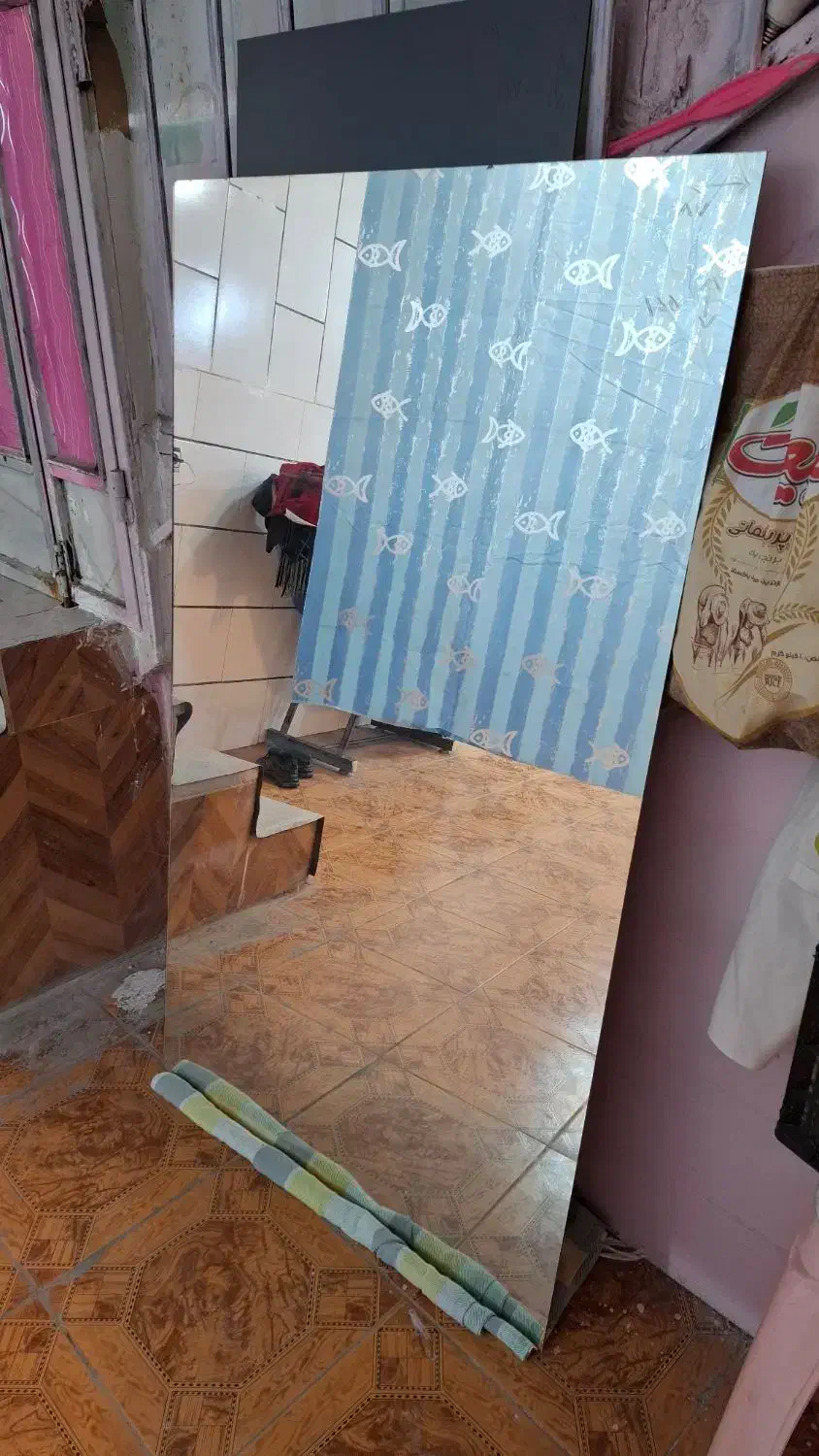 آینه|آینه|شهرکرد, |دیوار