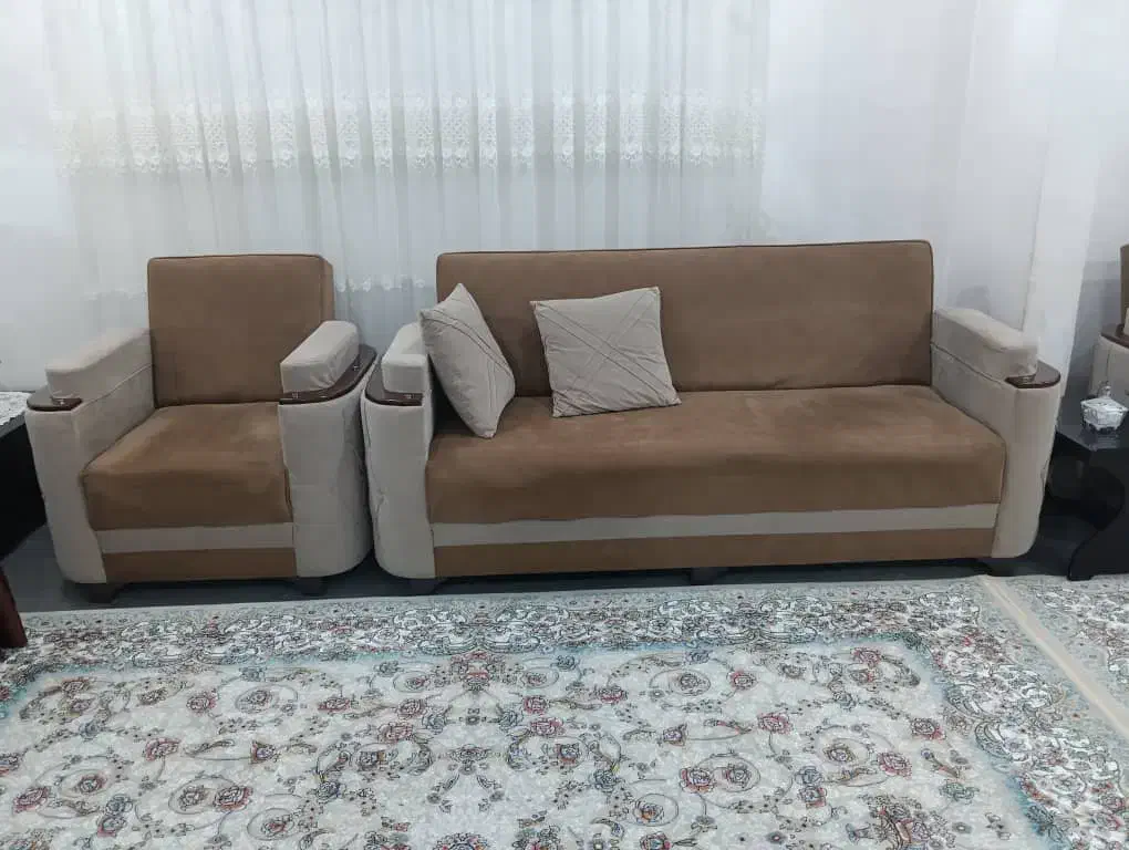 فروش رو مبلی..۳نفره و ۱ نفره|مبلمان خانگی و میز عسلی|مریوان, |دیوار