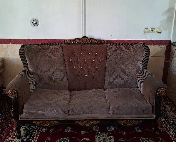 مبل سلطنتی|مبلمان خانگی و میز عسلی|هرسین, |دیوار