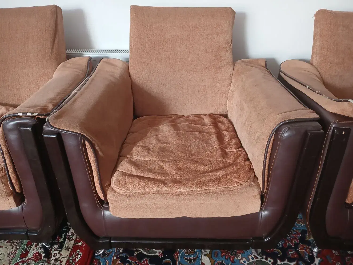 مبل|مبلمان خانگی و میز عسلی|بروجن, |دیوار